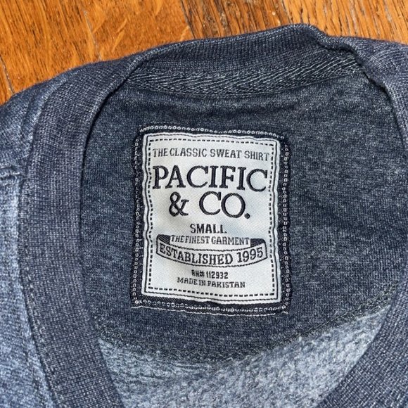 🫐Vintage Acadia Crew Neck🫐 - Picture 3 of 4